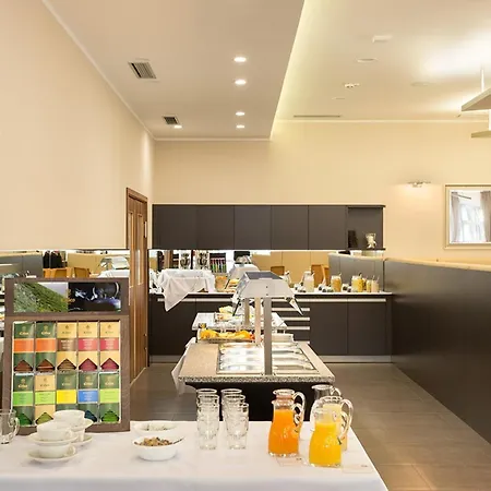 Отель Pyramide Sibyllenbad Нойальбенройт