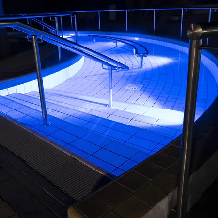 Pyramide Sibyllenbad Нойальбенройт