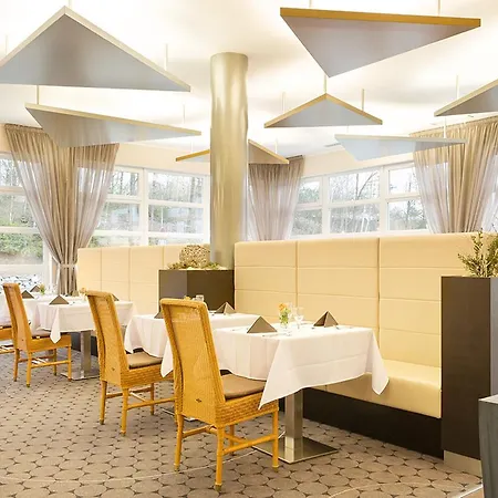 Pyramide Sibyllenbad 4* Нойальбенройт